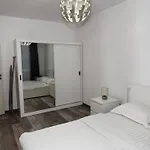 Luxury Avantgarden Apartment Brasov