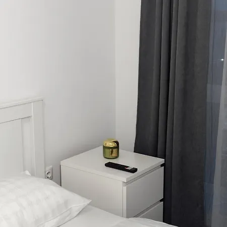 Luxury Avantgarden Апартаменты Брашов